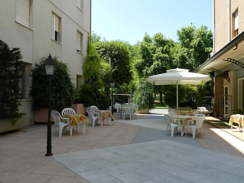 Hotel Impero Tabiano Terme 3*,