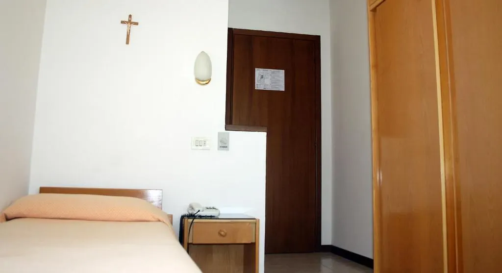 Hotel Impero Tabiano Terme 3*,  Italia